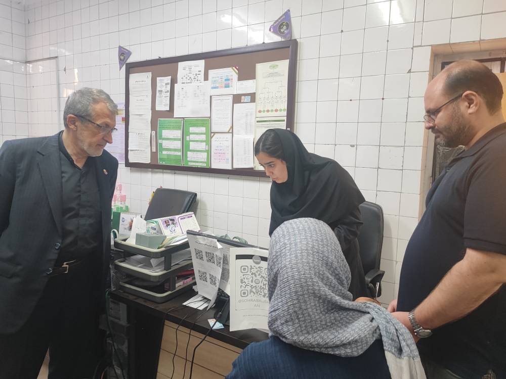 بازدید معاون بهداشت دانشگاه از مراکز ارائه خدمات بهداشتی، در ایام تعطیلات